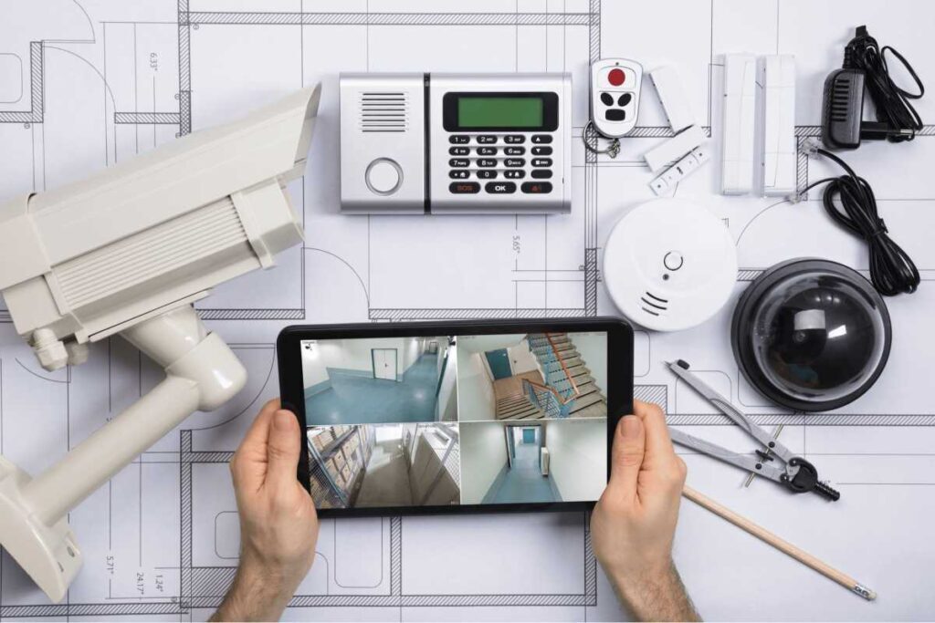 Sistemas de seguridad electrónica CCTV y control de acceso